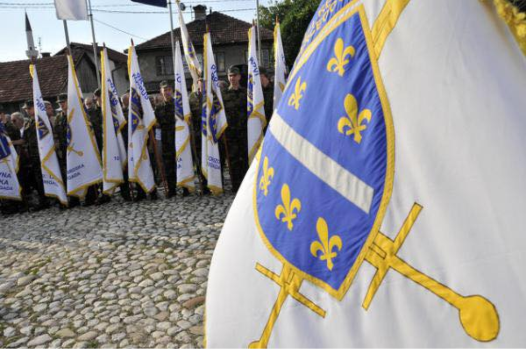 Svezak sjećanja: 15.04. - Dan Armije Republike Bosne i Hercegovine uz zastavu tkanu ljubavlju i hrabrošću njenih sinova i kćeri